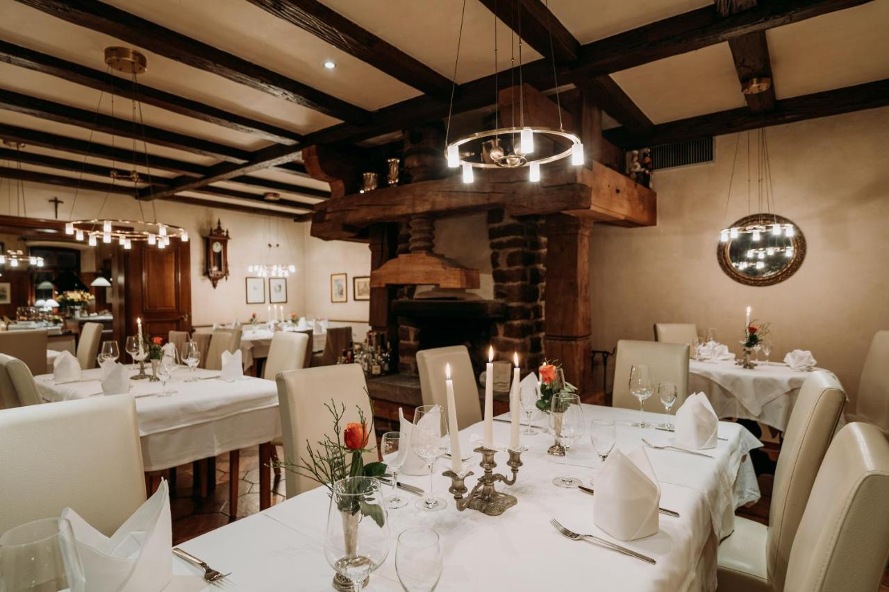 Fraenkischer Gasthof-Hotel Zum Koppen Gemunden am Main Bagian luar foto