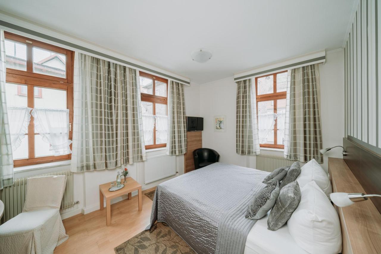 Fraenkischer Gasthof-Hotel Zum Koppen Gemunden am Main Bagian luar foto